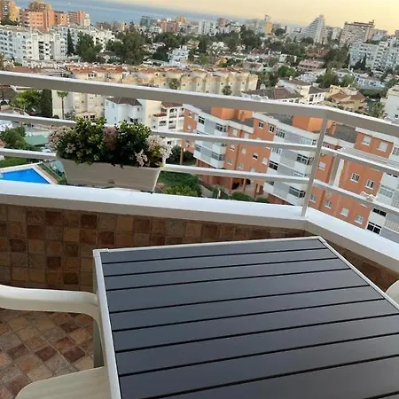 Apartmán Lovely In Torremolinos